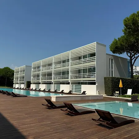 Jldesigndistrict - The Pool * Lido di Jesolo