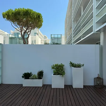 Jldesigndistrict - The Pool Apartment Lido di Jesolo