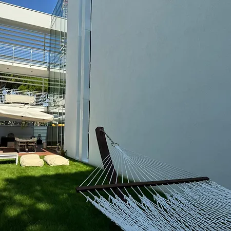 Jldesigndistrict - The Pool *